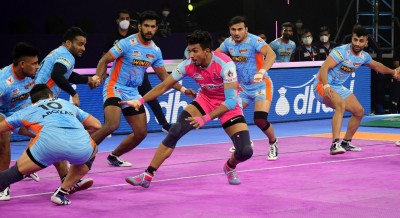 PKL 8: Maninder Singh helps Warriors thrash Pink Panthers