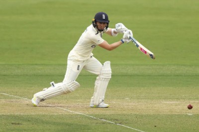 Women's Ashes Test: Heather Knight has taken the whole world on her shoulders, says Katherine Brunt