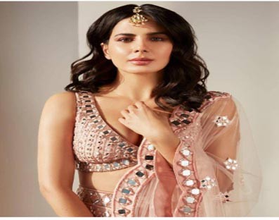 Kirti Kulhari turns producer with upcoming movie 'Nayeka'