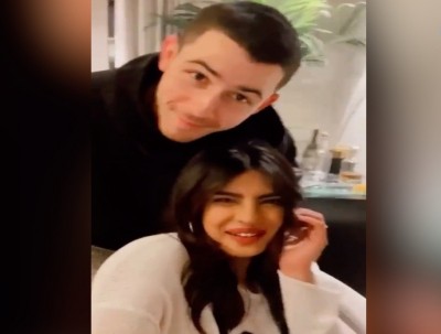 Priyanka & Nick to announce Oscar nominations