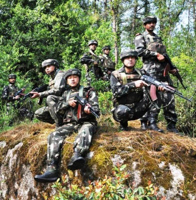 India orders Assam Rifles to prevent influx from Myanmar