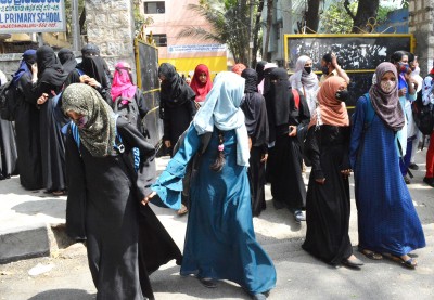 K'taka HC upholds ban on hijab in schools & colleges, dismisses all petitions