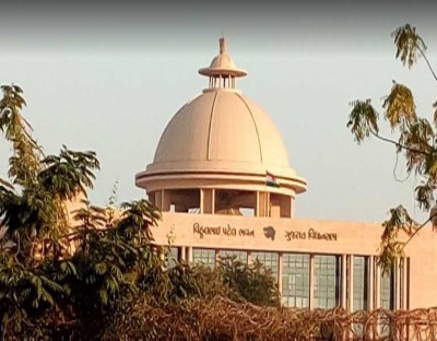 Guj Assembly passes amendment bills linked to land grabbing, agricultural university acts