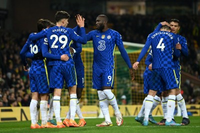 Chelsea overcome Abramovich problems to win at Norwich