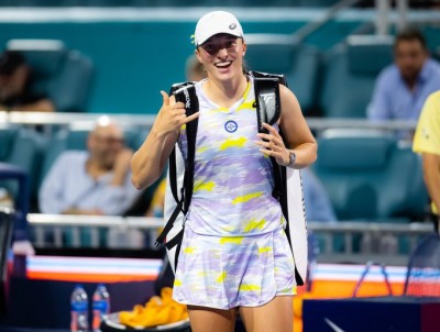 Swiatek beats Kvitova, enters into Miami Open semifinals