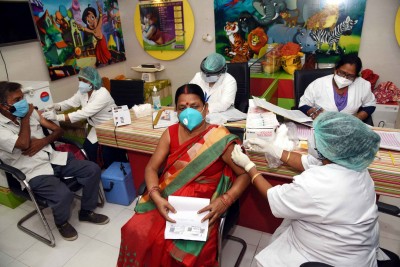 As vaccination process crawls, Andhra mulls new strategy to cut crowding at centres