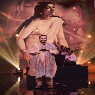 Nitin Mukesh sheds light on the bond his father Mukesh shared with Lata Mangeshkar