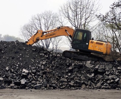 Power Ministry directs gencos to timely import coal for blending