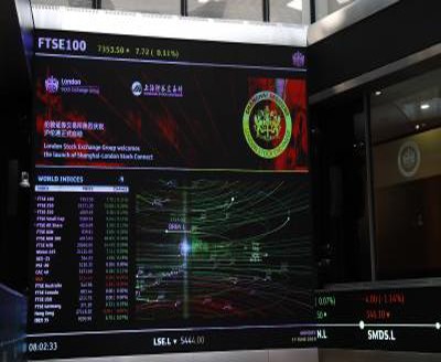 Global stock markets fall amid concern over rising prices