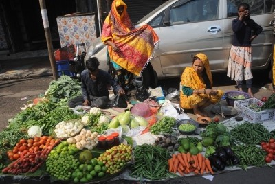 Vegetables become costlier amid supply shortage