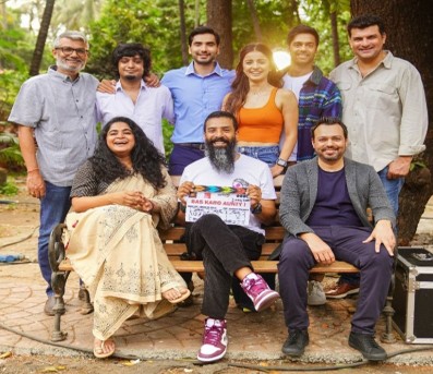 Nitesh Tiwari, Ashwiny Iyer Tiwari announce new film 'Bas Karo Aunty!'