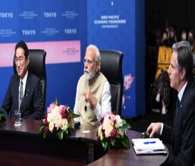 'India, Japan natural partners': PM Modi chairs Business Roundtable in Tokyo