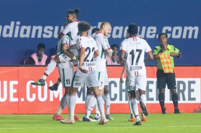 ISL 2021-22: Bagan cruise to 3-0 win against old rivals East Bengal