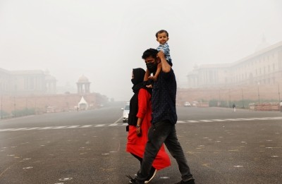 Delhi air quality remains in 'very poor' category