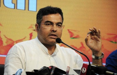 BJP MP Parvesh Singh Verma calls for boycotting Muslims (Ld)