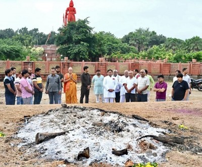 Mulayam's ashes to be immersed in Haridwar today