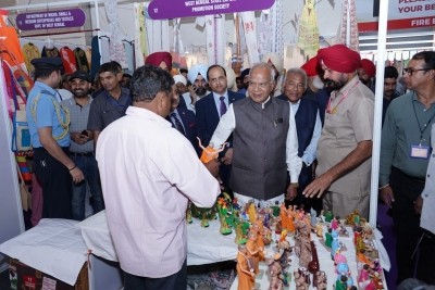 Punjab Governor opens CII Chandigarh Fair 2022