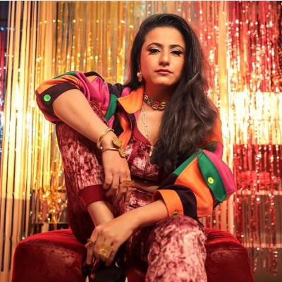 Singer Raashi Sood recounts how it was to work with Sonakshi Sinha for 'Mil Mahiya'