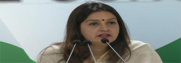 Priyanka Chaturvedi joins Shiv Sena