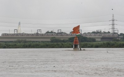 Riverbed areas on alert as Yamuna crosses danger mark in Delhi