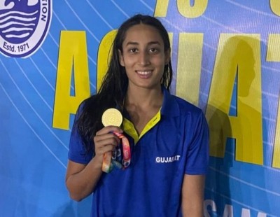 Maana Patel wins six medals at the 75th senior national aquatic championships