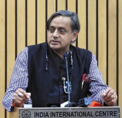 Gandhi family has no issues with me contesting for party chief: Tharoor