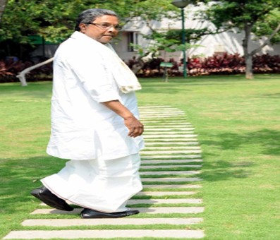 Siddaramaiah blames govt for ICU deaths in Ktaka hospital