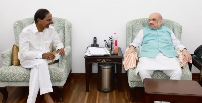 KCR urges Amit Shah to raise Telangana's IPS cadre strength