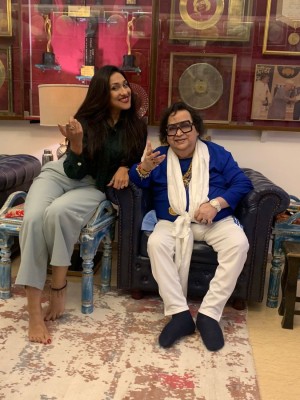 Bappi Lahiri records song with Rituparna Sengupta for Durga Puja