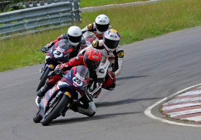 Shetty, Ravikumar post maiden wins in National Motorcycle Championships