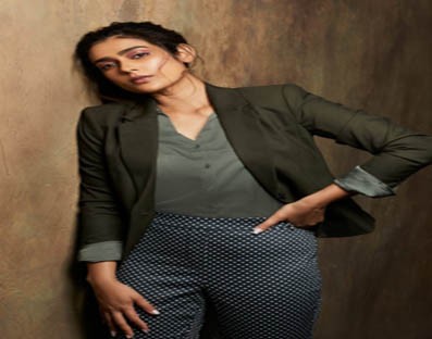 Aakanksha Singh to play a cop in web series 'Escaype Live'