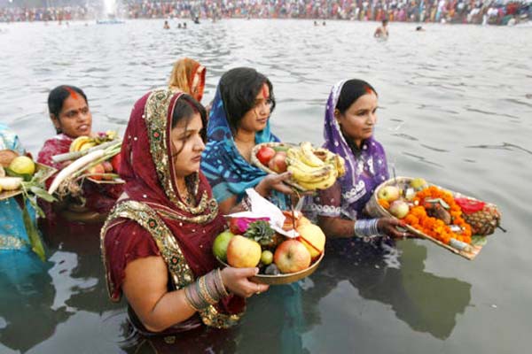 अगले 4 दिन तक मनेगा छठ महापर्व, कल नहाय-खाय