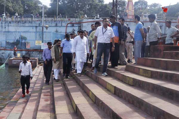 मंत्री श्री शर्मा द्वारा छठ पूजा के लिये घाटों पर सुरक्षा-व्यवस्था के दिये निर्देश