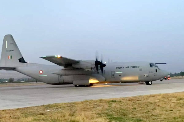 अफगानी सीमा पर भारत का इकलौता सैन्य अड्डा बना भारतीयों को सुरक्षित लाने का जरिया