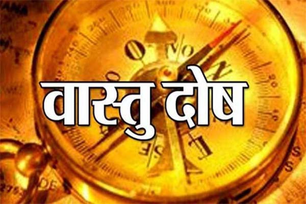 कलाकृतियाँ को सही तरीके से वास्तु के हिसाब से सजाएं 