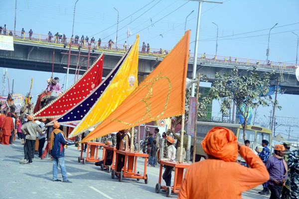 हरिद्वार कुंभ से बढ़ सकता है कोरोना