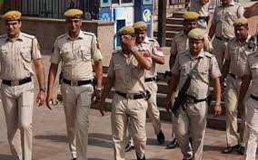  डीआरपी स्कूल मालिक के बेटे  ने की पुलिस में शिकायत