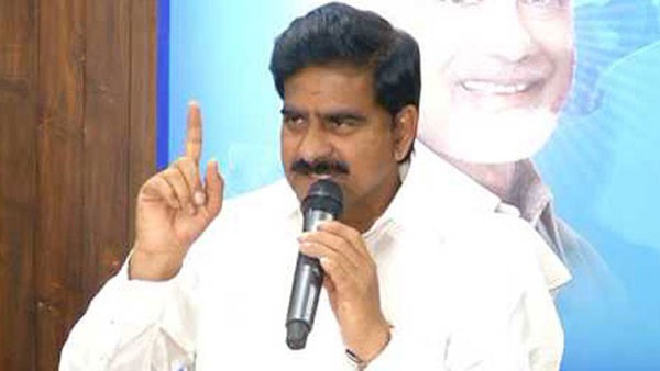 వాలంటీర్లను ఉపయోగిస్తున్నారు