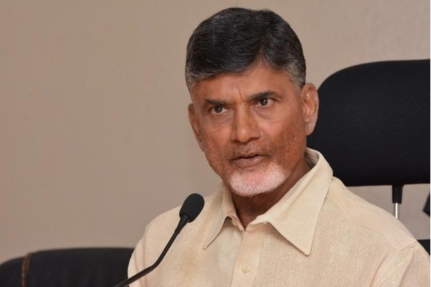 చంద్రబాబుకు లీగల్ నోటీసులు