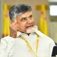 చంద్రబాబు మెడకు పెన్షన్ల వ్యవహారం