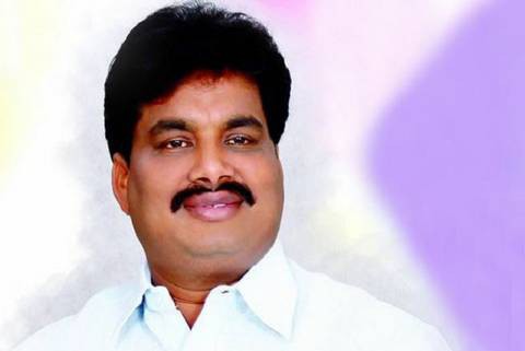 బియ్యపు మధుసూదనరెడ్డికి  కష్టాలు