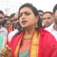 పార్టీ మారడం లేదు రోజా