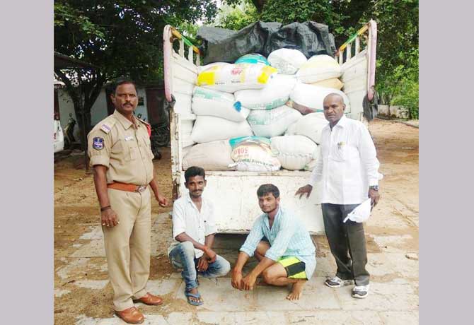 రేషన్ బియ్యం స్వాధీనం