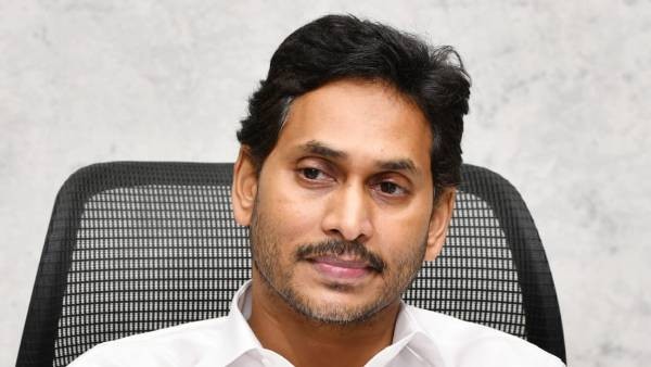 జగన్ వ్యాఖ్యలపై అధికారుల్లో  చర్చ