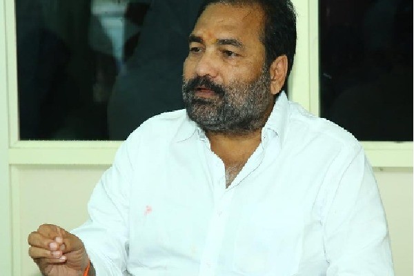 కలకలం రేపుతున్న ఫోన్ ట్యాపింగ్