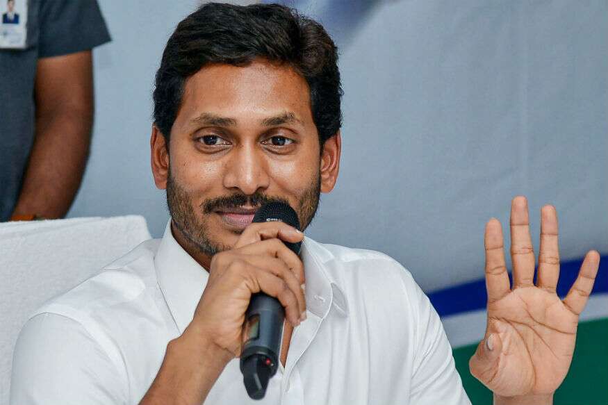 ముప్పేట దాడిలో ప్రతిపక్షాలు