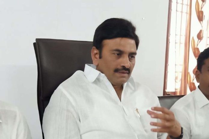 13న నర్సాపురానికి రఘురాముడు..?