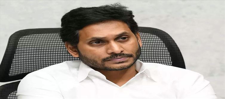 వైసీపీలో 30 చోట్ల కుమ్ములాటలు