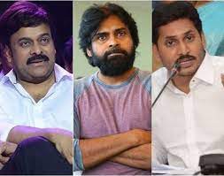 క్రాస్ రోడ్స్ లో మెగా ఫ్యాన్స్