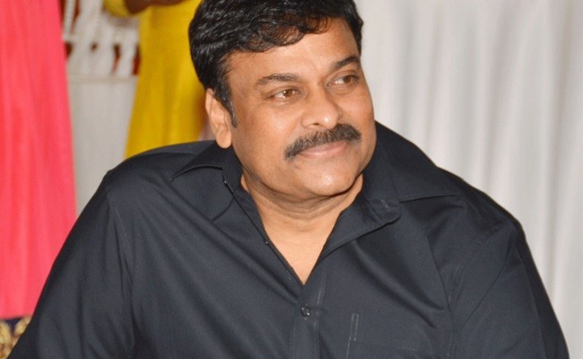 చిరు వైజాగ్ షిఫ్టింగ్ తమ్ముడి కోసమేనా?